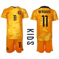 Holland Steven Berghuis #11 Hjemmebanesæt Børn VM 2022 Kortærmet (+ Korte bukser)